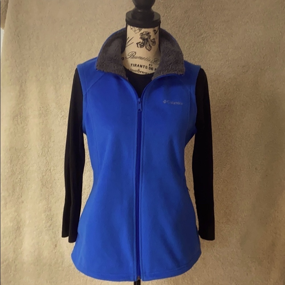 Columbia Sportswear  Fleece Vest, blue / gray trim / Silver  M  EUC - LIKE NEW!